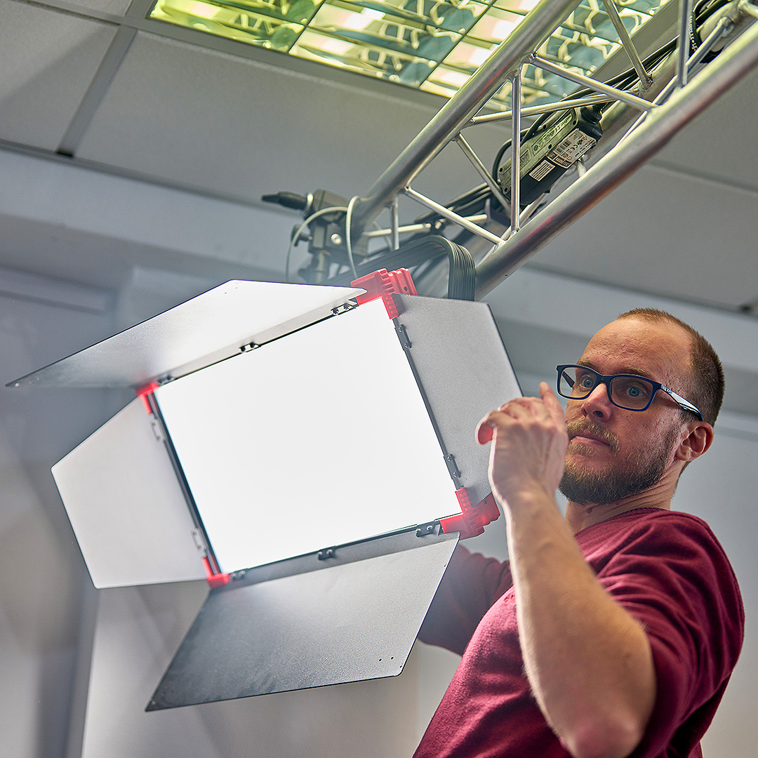 home-galerie-scheinwerfer